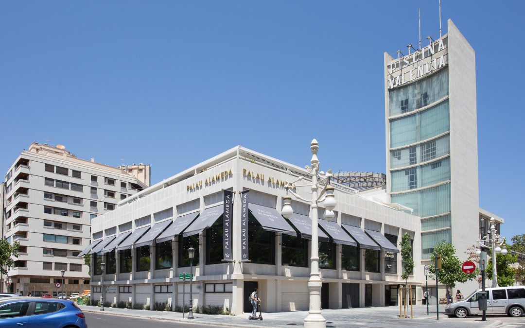 Cristalería Derenzi y la Piscina Valencia