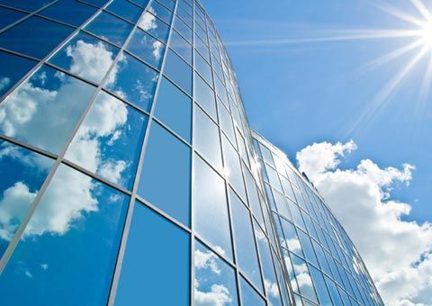 Vidrios de control solar para ahorro energético y CVC Glass
