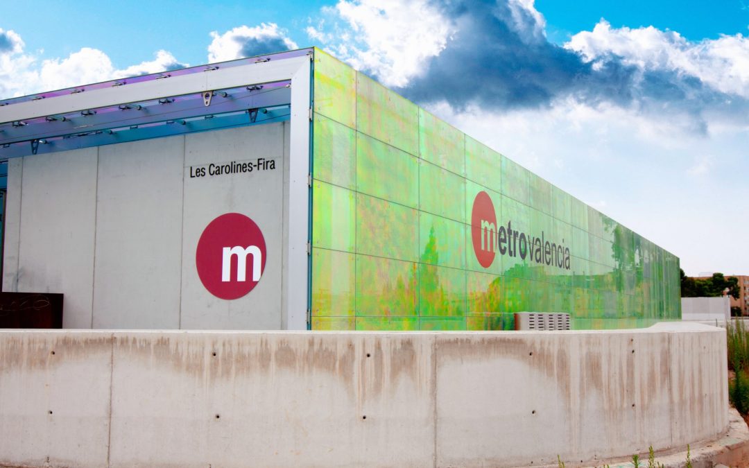 Fachas de vidrio para las estaciones de Metro Valencia