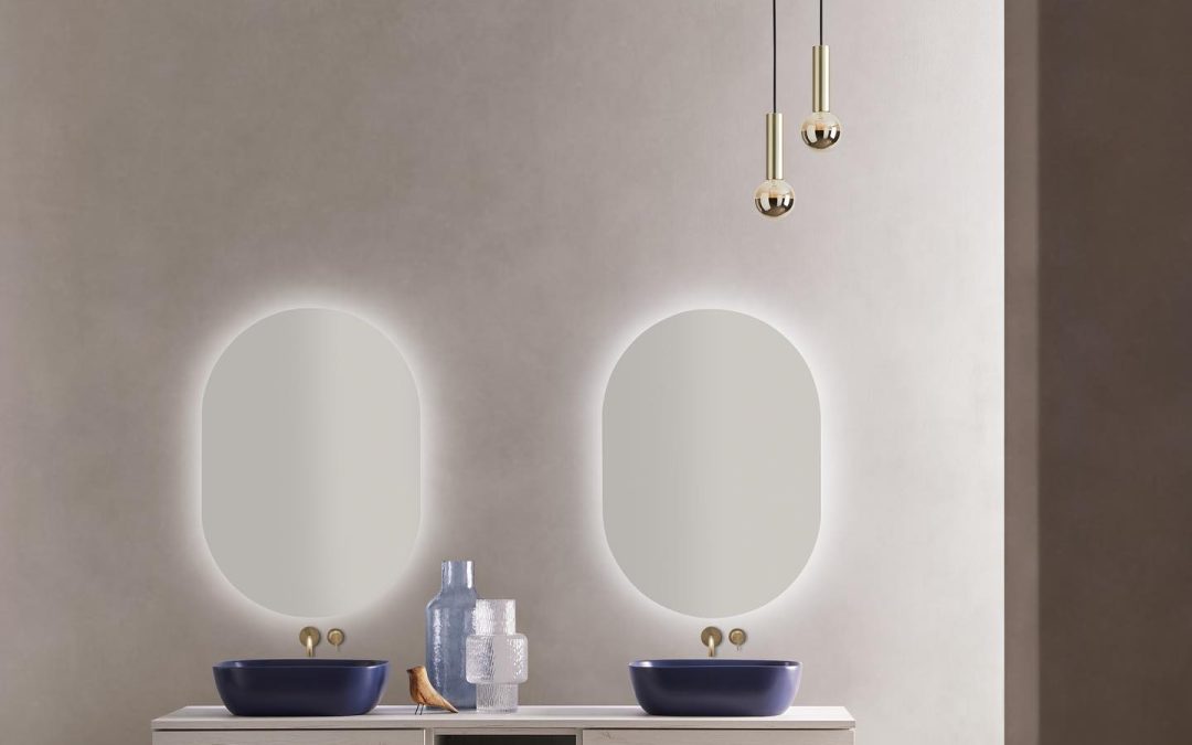 Espejos retroiluminados para reflejar y dar luz, un must del contract hotelero