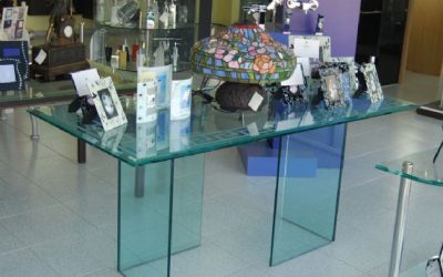 Muebles de vidrio personalizados