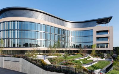 Más de 250 aletas de vidrio laminado Guardian Glass para el edificio 66 Galen Street